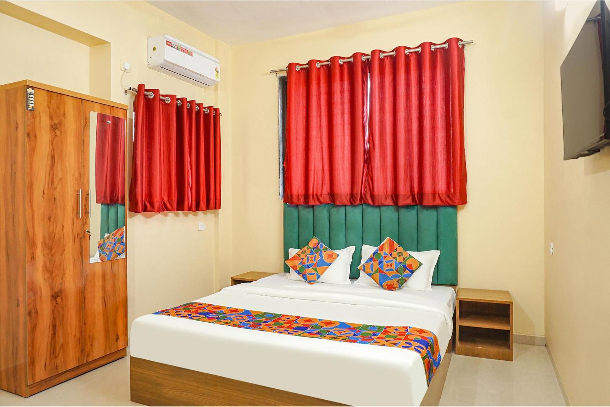 Fabhotel Falcon Inn -Behind The Dmart Baner Πούνε Εξωτερικό φωτογραφία