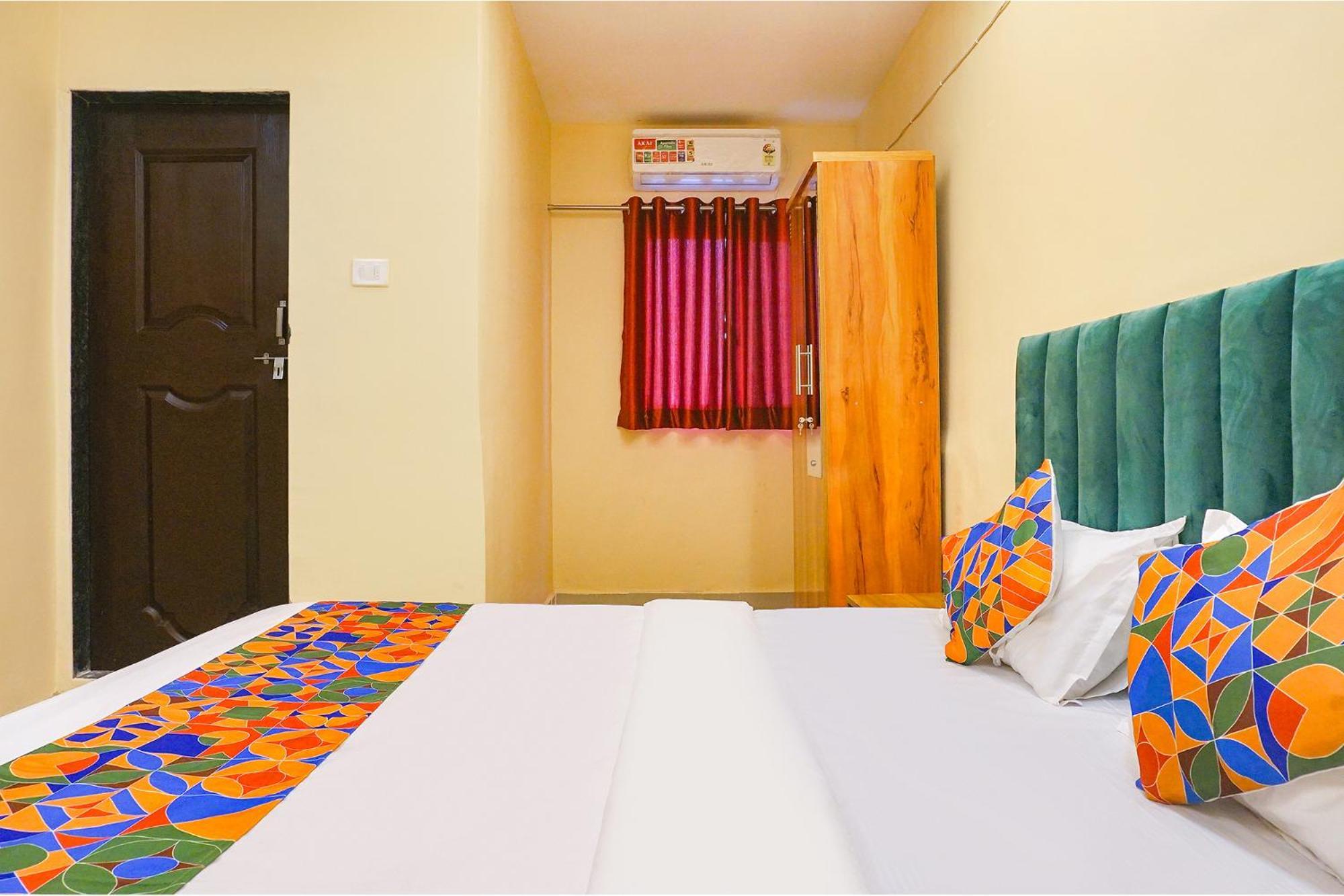 Fabhotel Falcon Inn -Behind The Dmart Baner Πούνε Εξωτερικό φωτογραφία