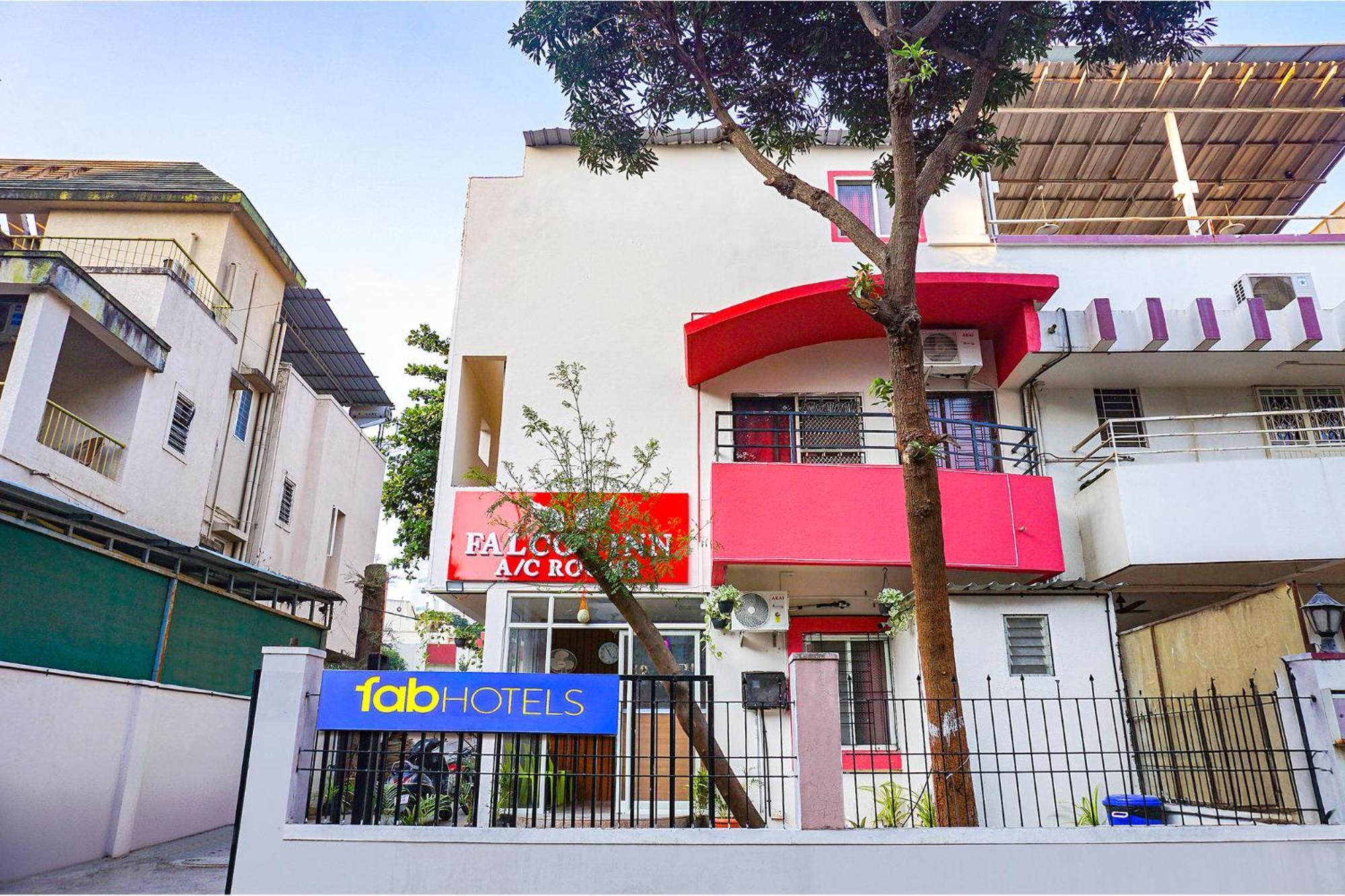Fabhotel Falcon Inn -Behind The Dmart Baner Πούνε Εξωτερικό φωτογραφία